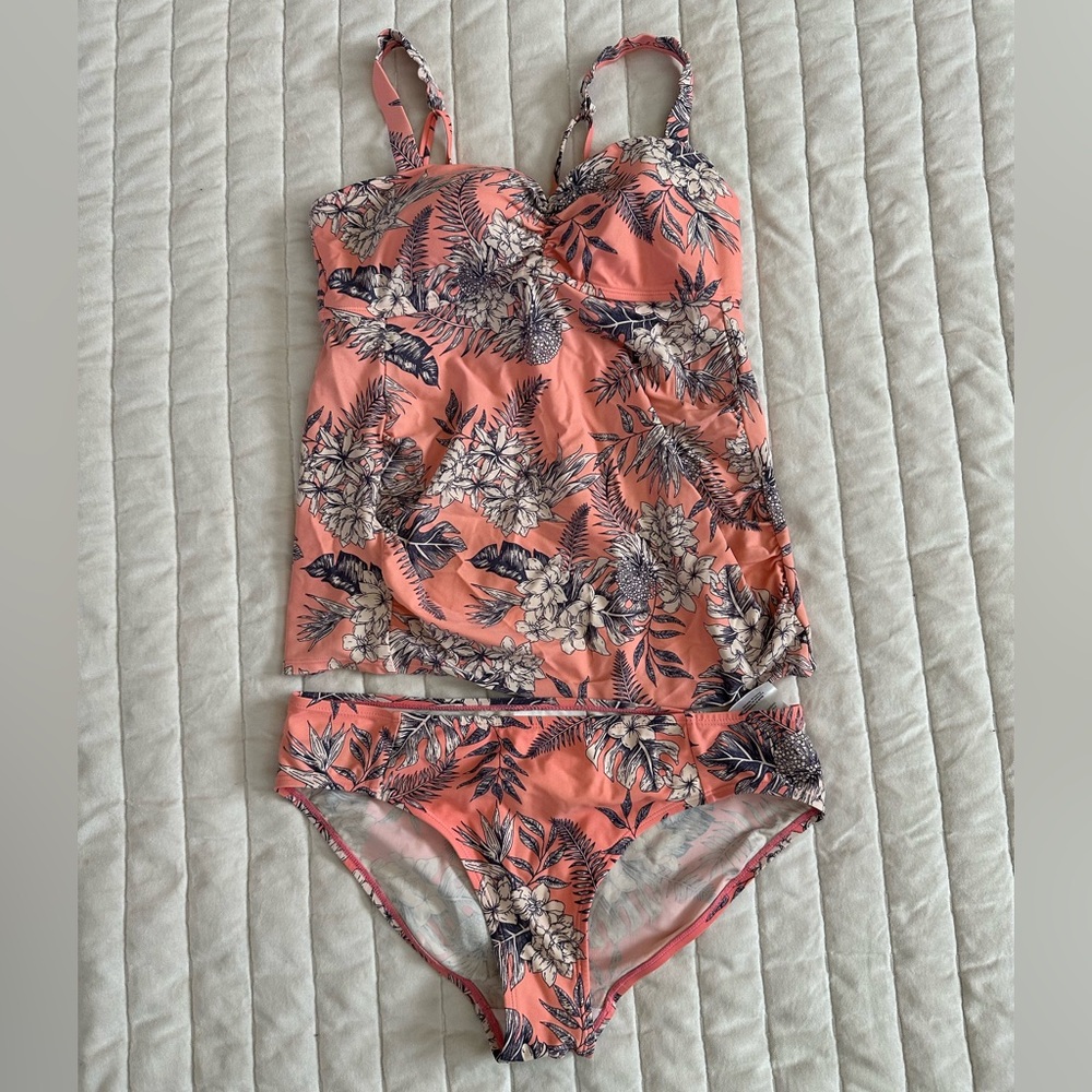 Medium Motherhood Maternity Two Piece Swimsuit Pink Hawaiian Floral